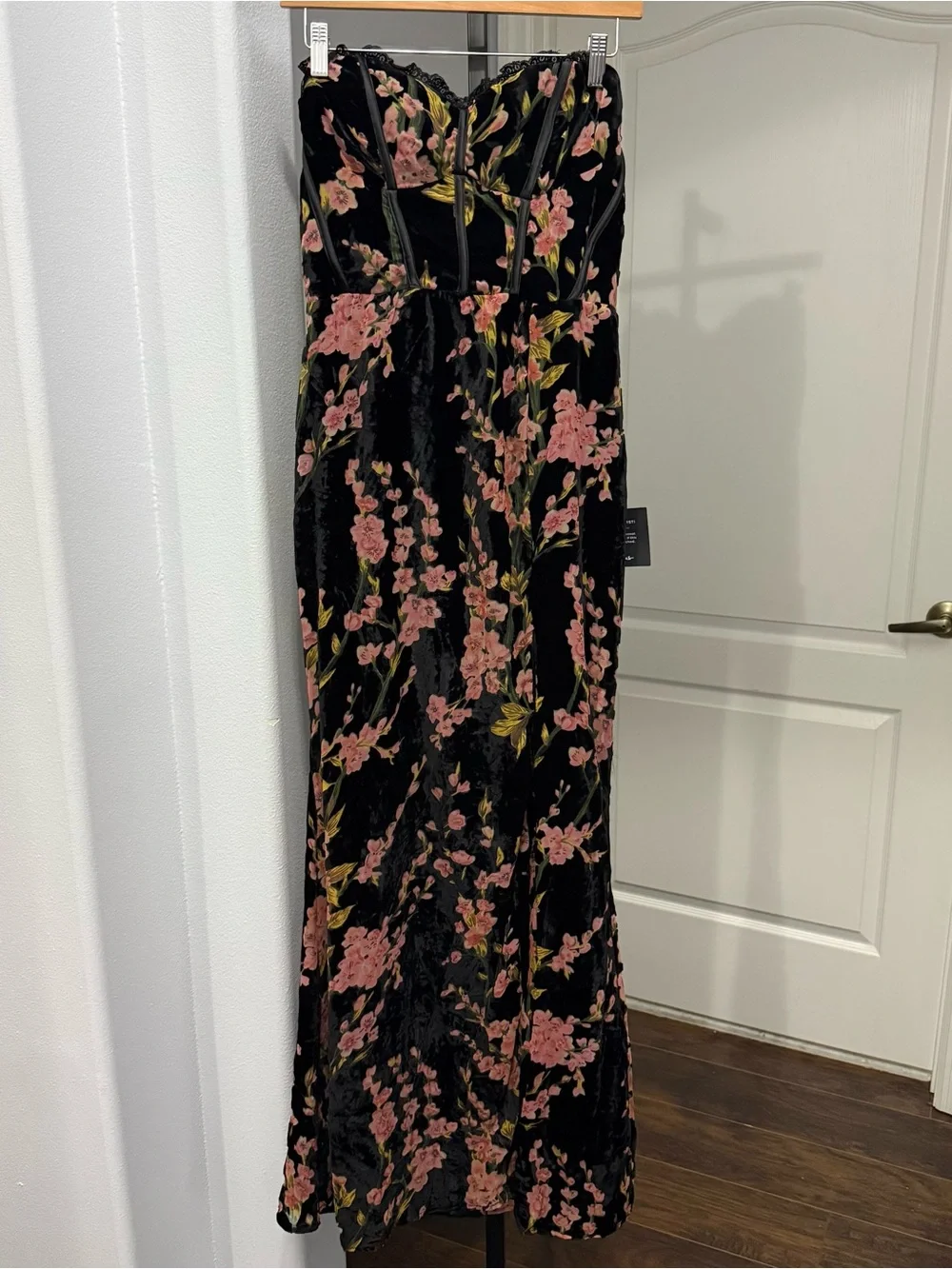 NWT Lulus Luxurious Allure Black Burnout Velvet Strapless Maxi Dress - Picture 2 of 7